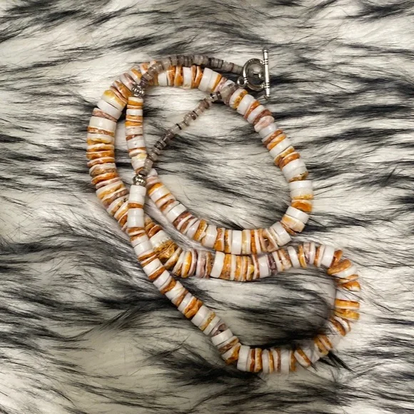 Native American Gradual spiny oyster shell heishi necklace - Picture 5 of 6